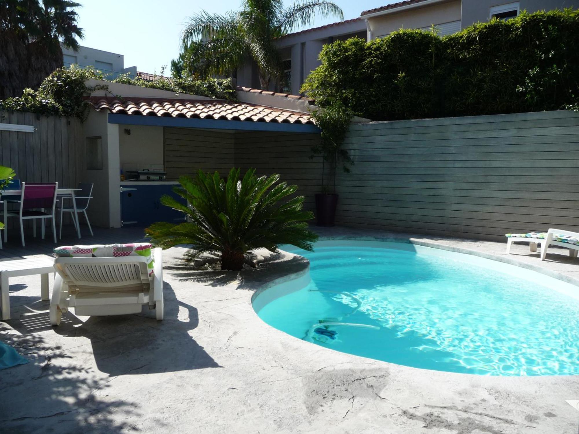Tres Bel Appartement Perpignan Bagian luar foto